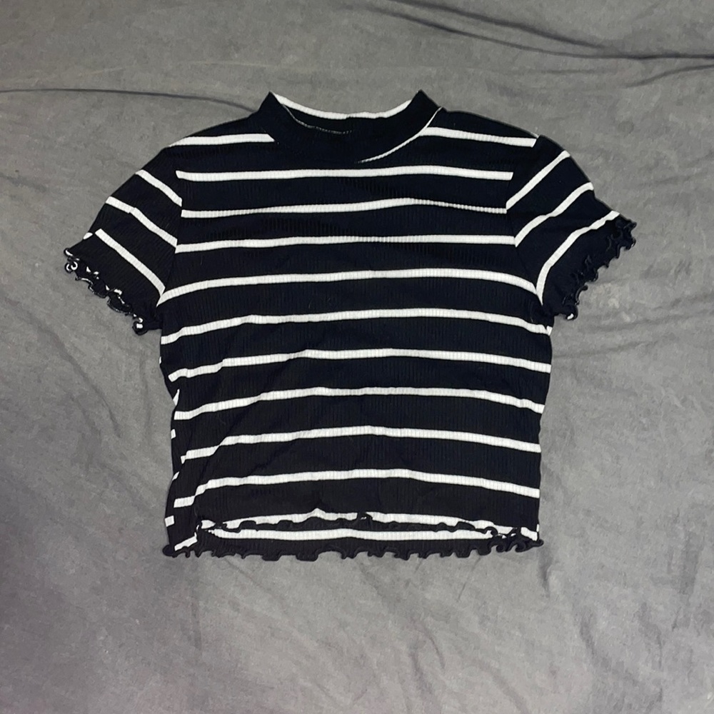 Size XL semi cropped top